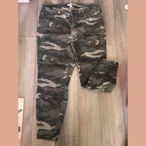 Camo jeans